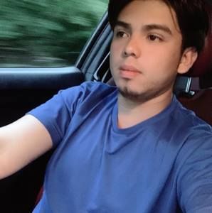 Meet your Posher, Alex